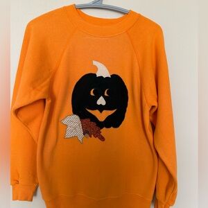 Vintage 1980’s Ladies/Girls Jack-o-Lantern Sweatshirt (S)